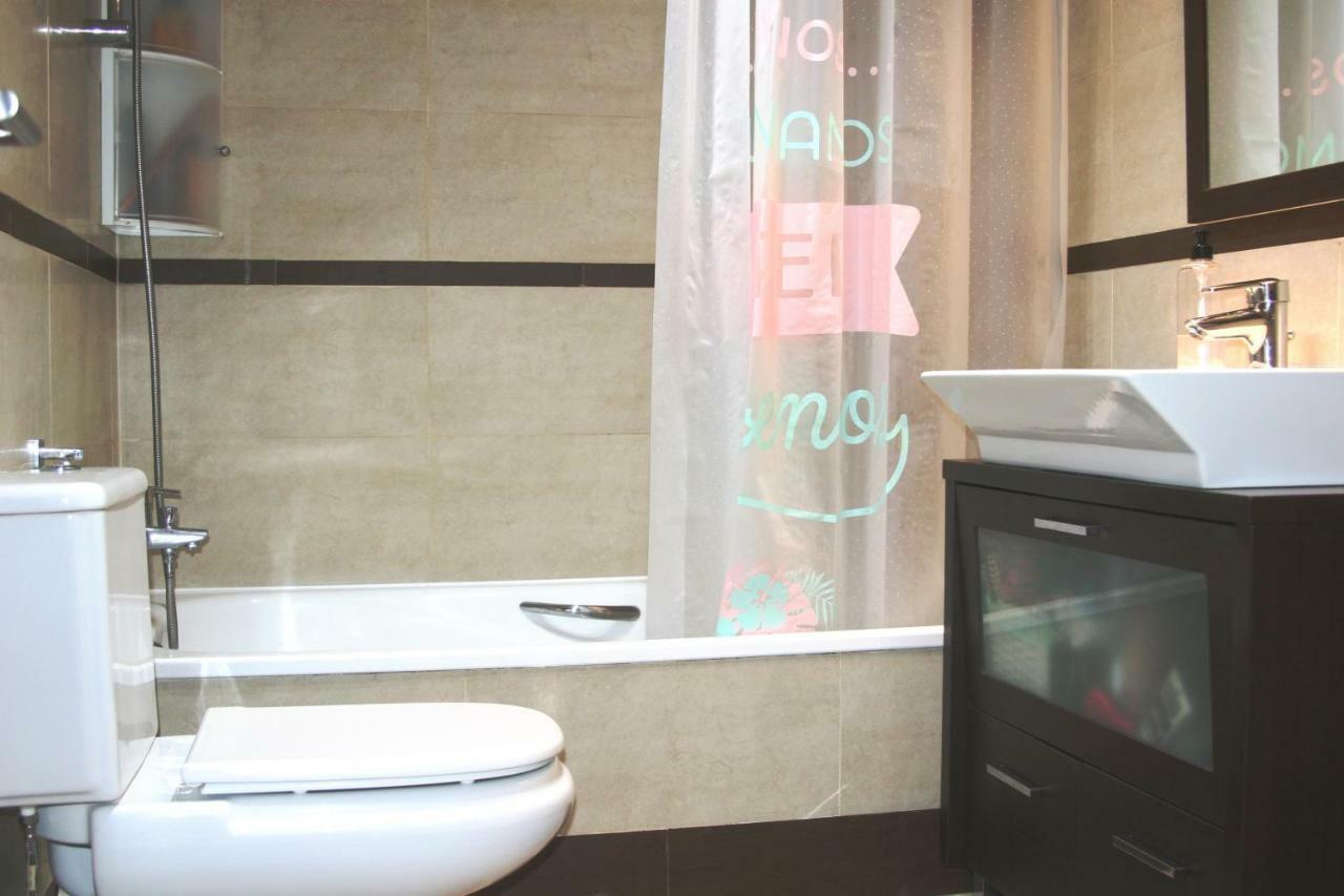 Apartamento Malaga Centro Y Playa-Parking Екстер'єр фото